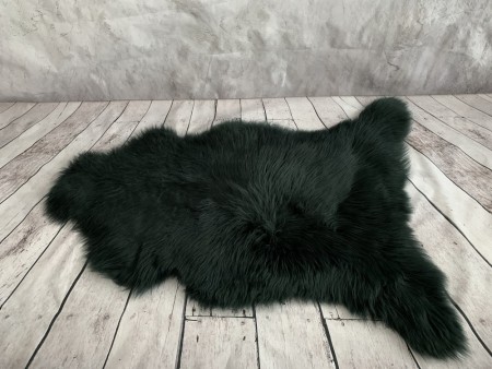 Ekte Svenske saueskinn / lammeskinn i Green Bottle farge