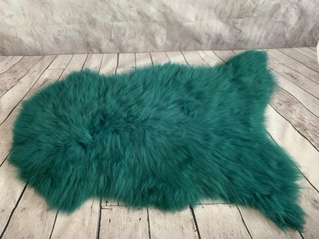 Ekte Svenske saueskinn / lammeskinn i Green farge