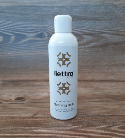 Cleaning milk for glatt skinn, bøffellær, antikt lær, tørket skinn og øko-lær